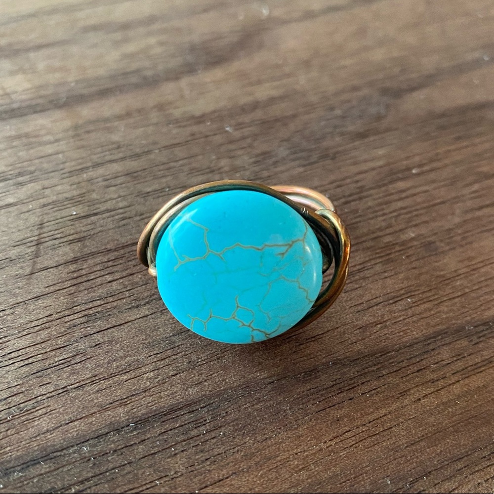 Unique turquoise ring